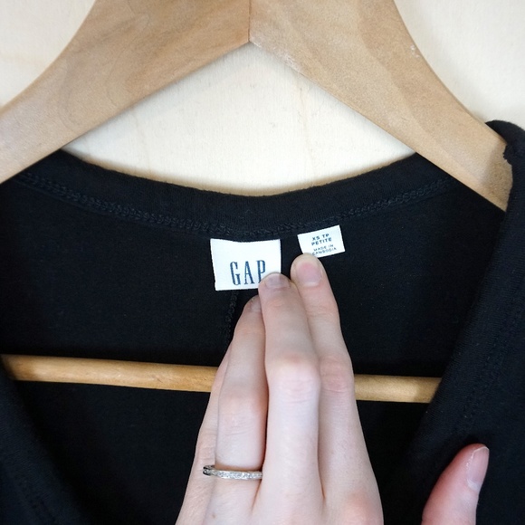 GAP U-Neck Swing Dress in Black - Picture 6 of 6